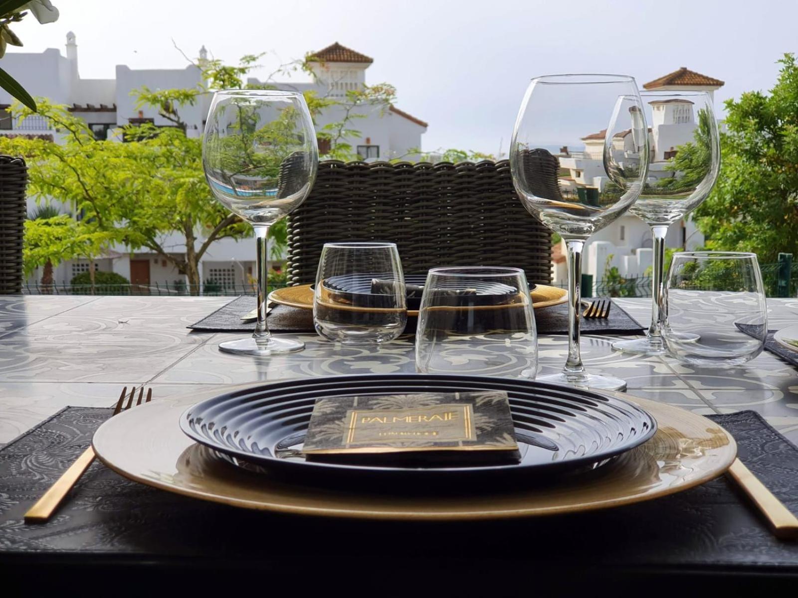 2305 - Luxury With Sea View And Pools Villa