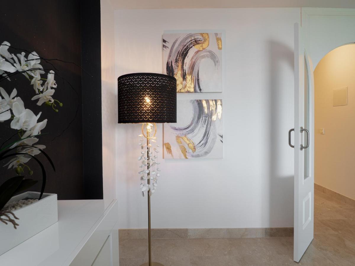 2305 - Luxury With Sea View And Pools Villa São Roque