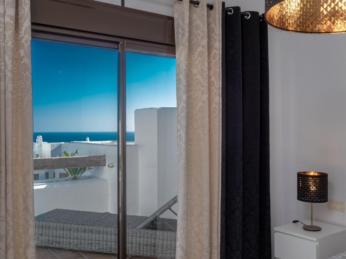 2305 - Luxury With Sea View And Pools San Roque (Andalucia)