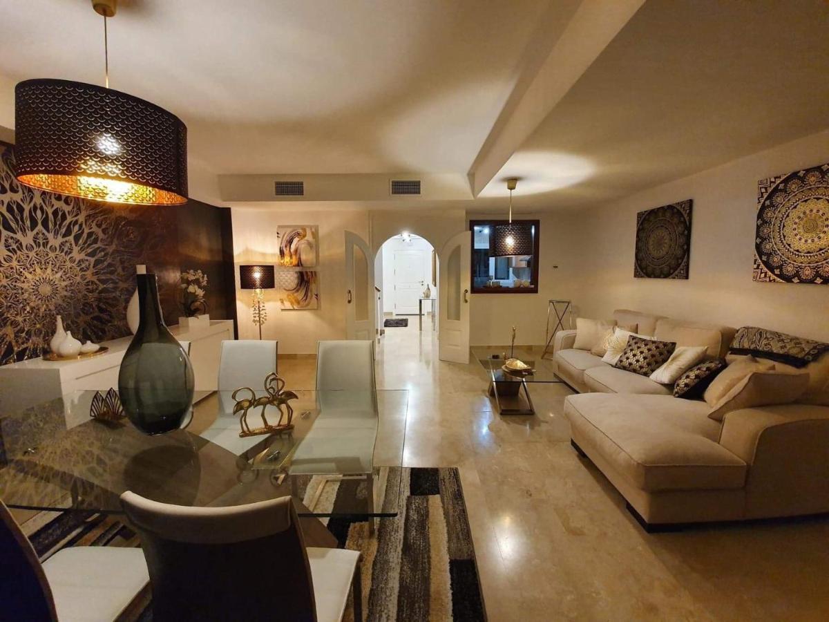 2305 - Luxury With Sea View And Pools San Roque (Andalucia)