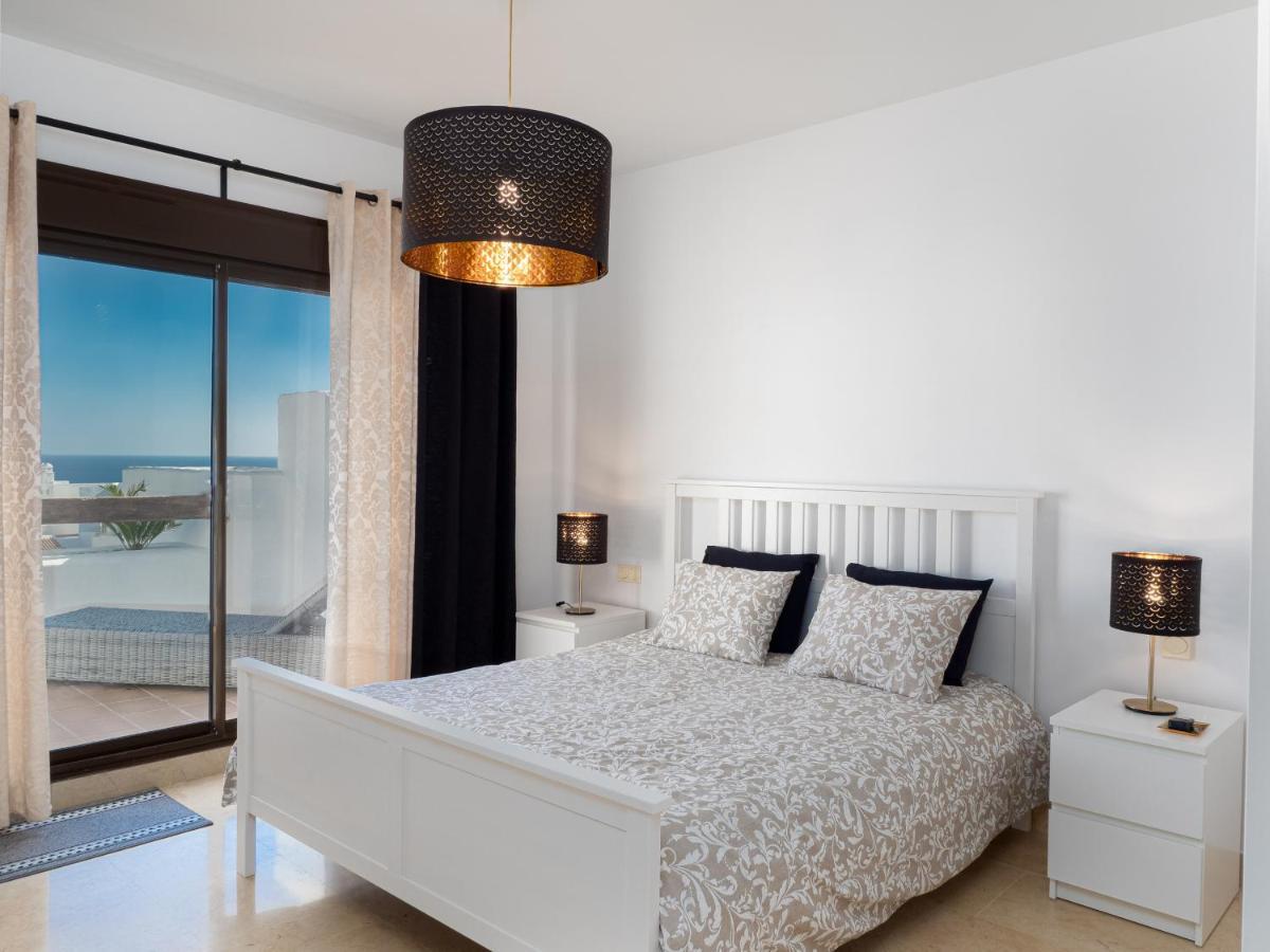 2305 - Luxury With Sea View And Pools Villa São Roque