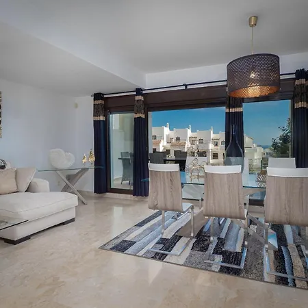 2305 - Luxury Villa With Sea View And Pools San Roque  Extérieur photo