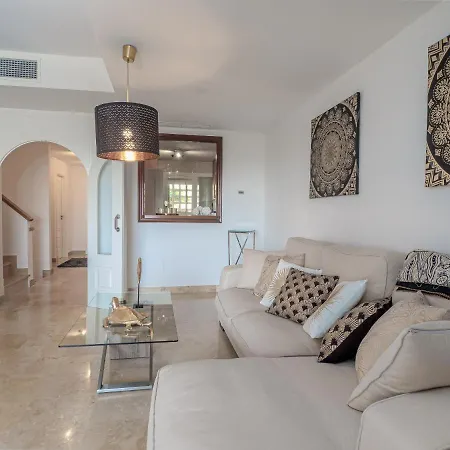 2305 - Luxury Villa With Sea View And Pools San Roque  Extérieur photo