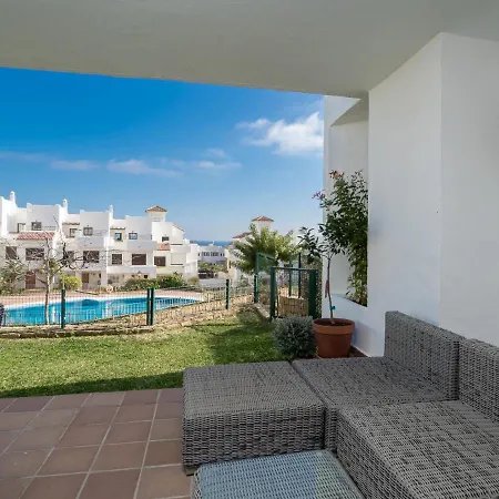 2305 - Luxury Villa With Sea View And Pools San Roque  Extérieur photo