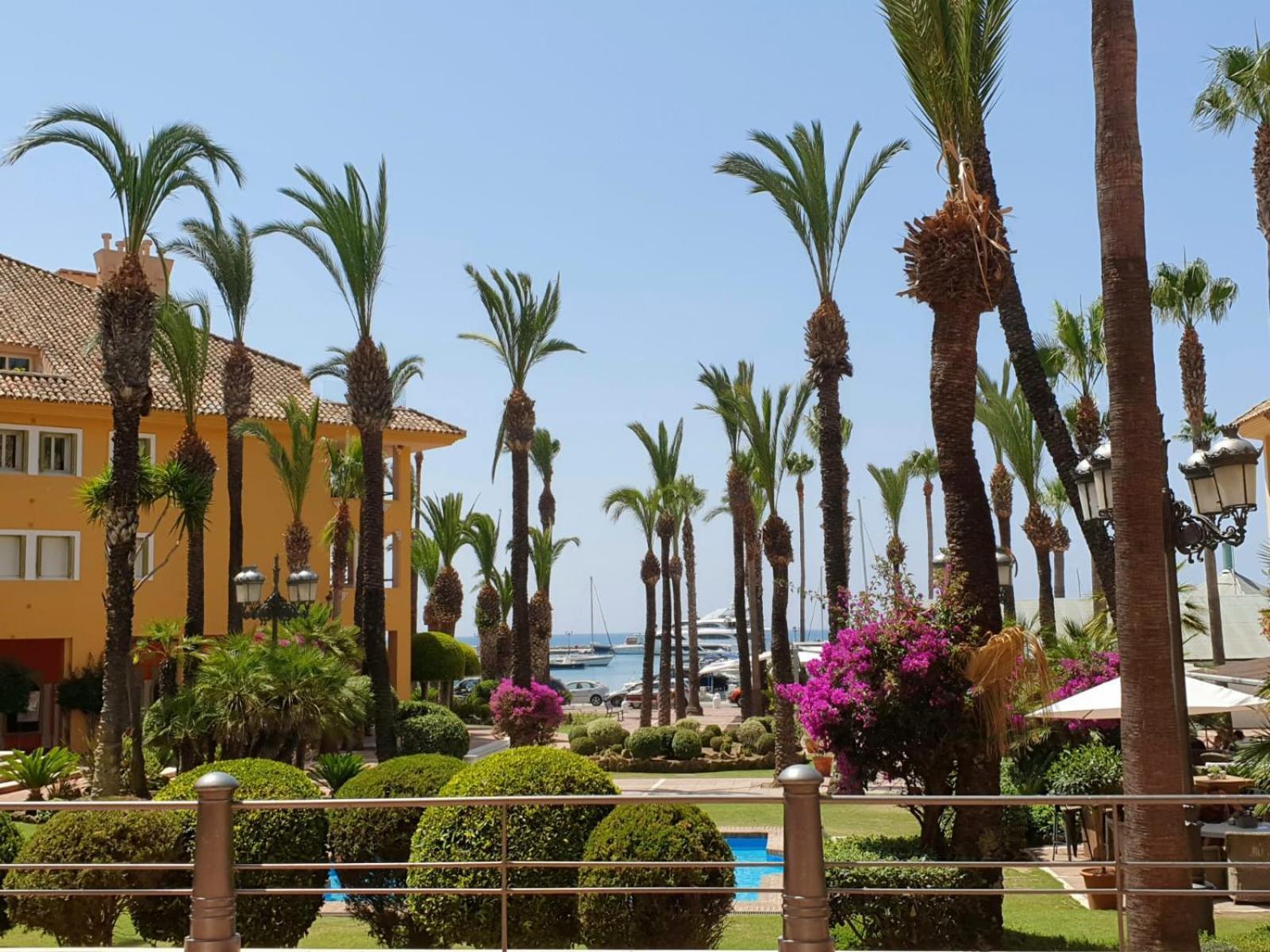 2305 - Luxury With Sea View And Pools Villa San Roque (Andalucia)